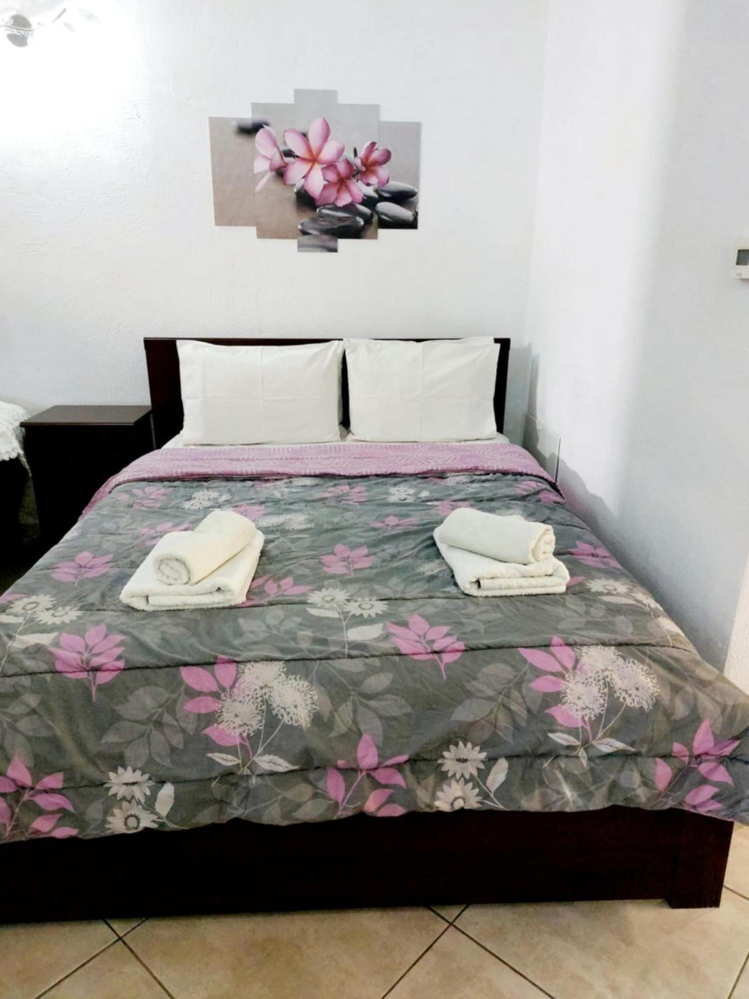 Maria'S Cozy Basement Studio ! Volos Exterior foto